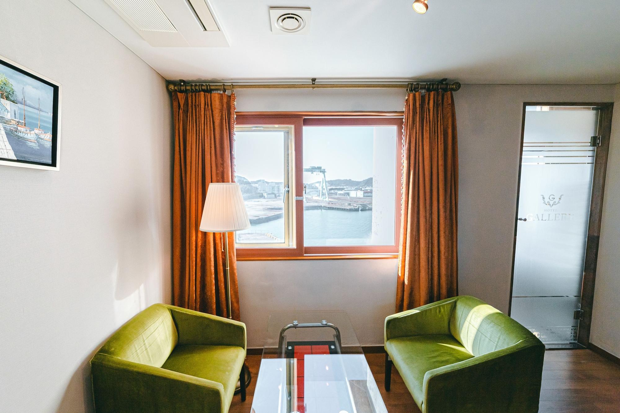 Gallery Tourist Hotel Tongyeong Exterior foto